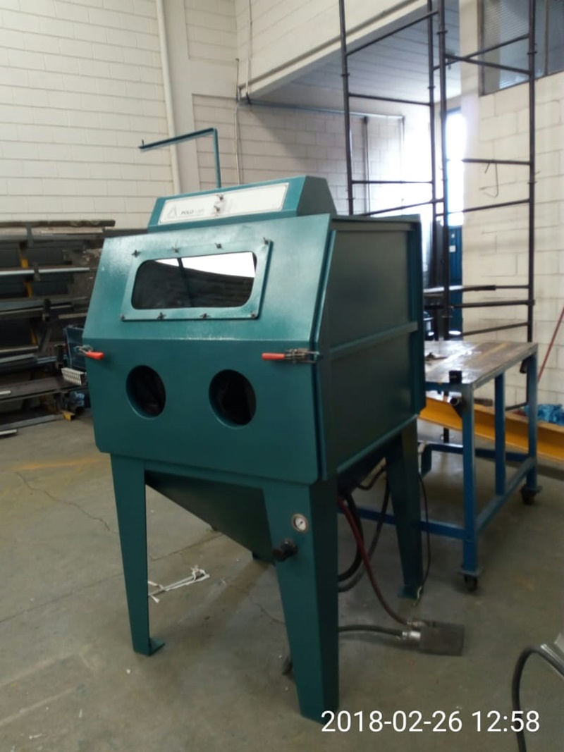 Máquina de Jateamento